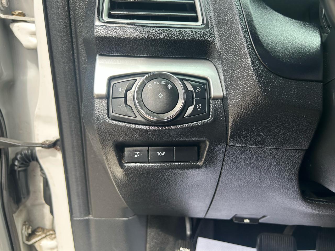 Ford Explorer XLT 4WD 2017