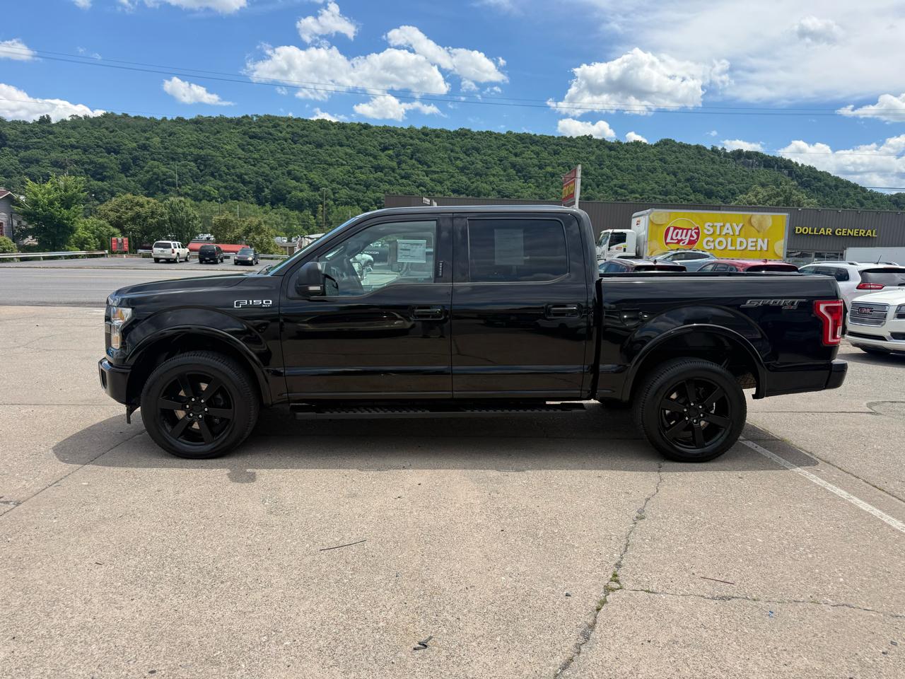 Ford F-150 XLT SuperCrew 5.5-ft. Bed 4WD 2017