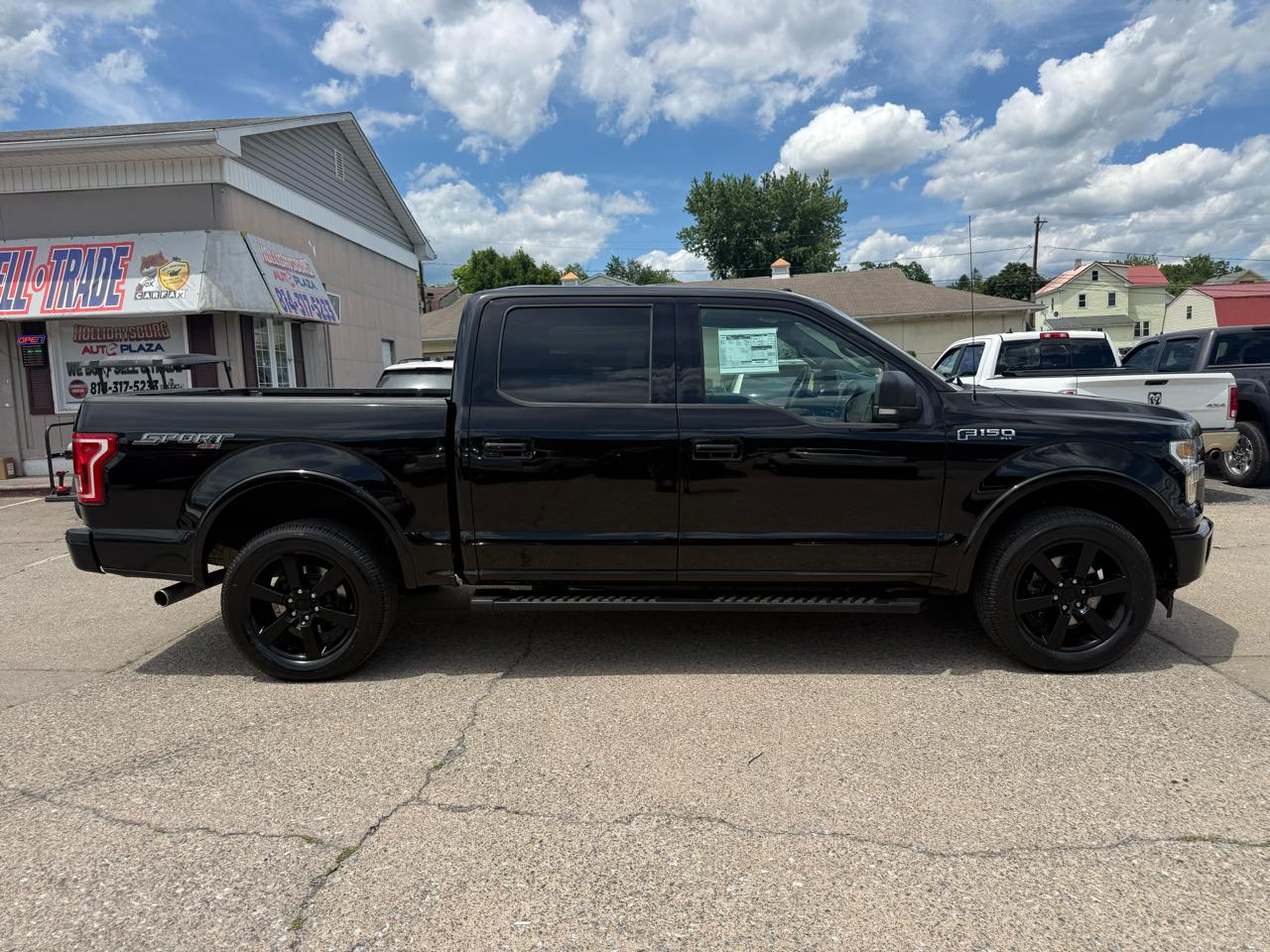 Ford F-150 XLT SuperCrew 5.5-ft. Bed 4WD 2017