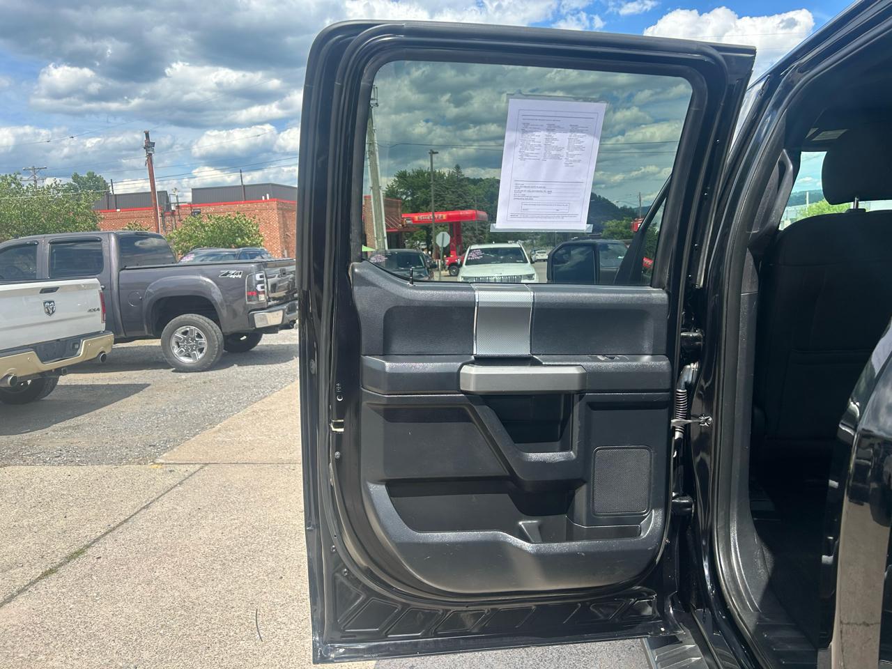 Ford F-150 XLT SuperCrew 5.5-ft. Bed 4WD 2017