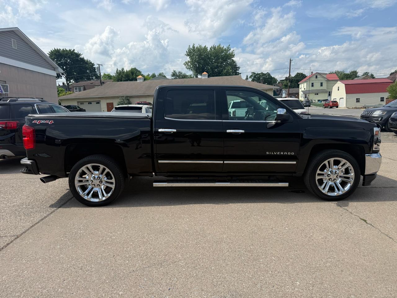 Chevrolet Silverado 1500 LTZ Crew Cab 4WD 2016