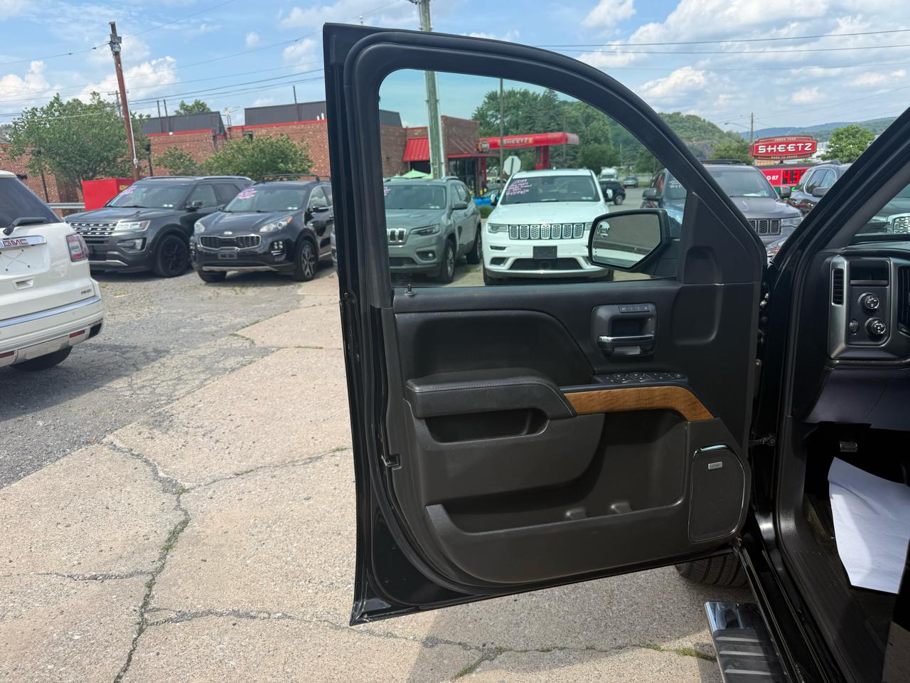 Chevrolet Silverado 1500 LTZ Crew Cab 4WD 2016