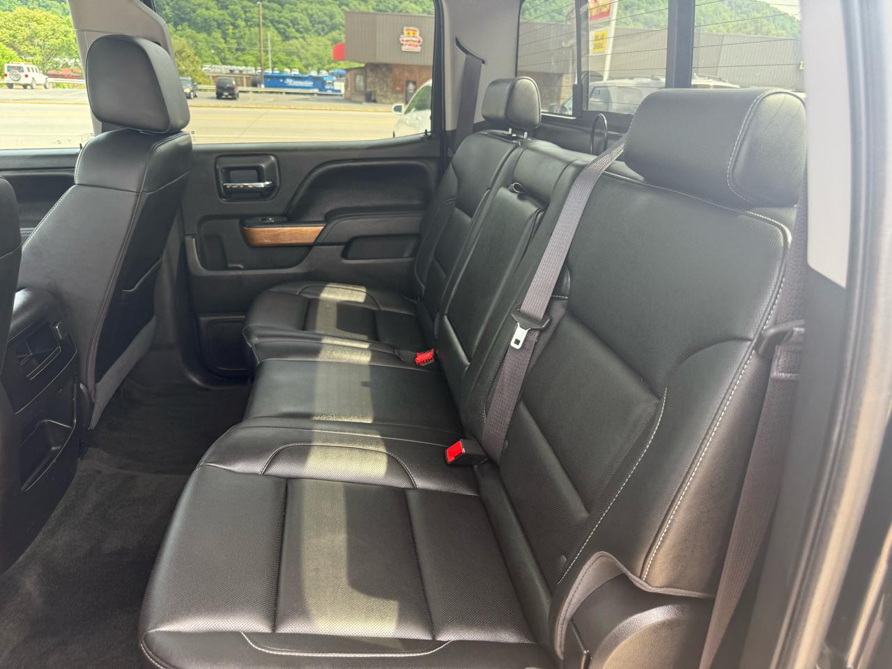 Chevrolet Silverado 1500 LTZ Crew Cab 4WD 2016