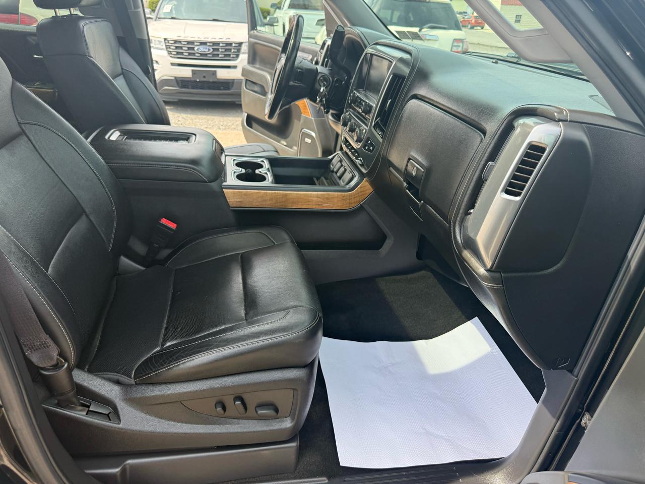 Chevrolet Silverado 1500 LTZ Crew Cab 4WD 2016