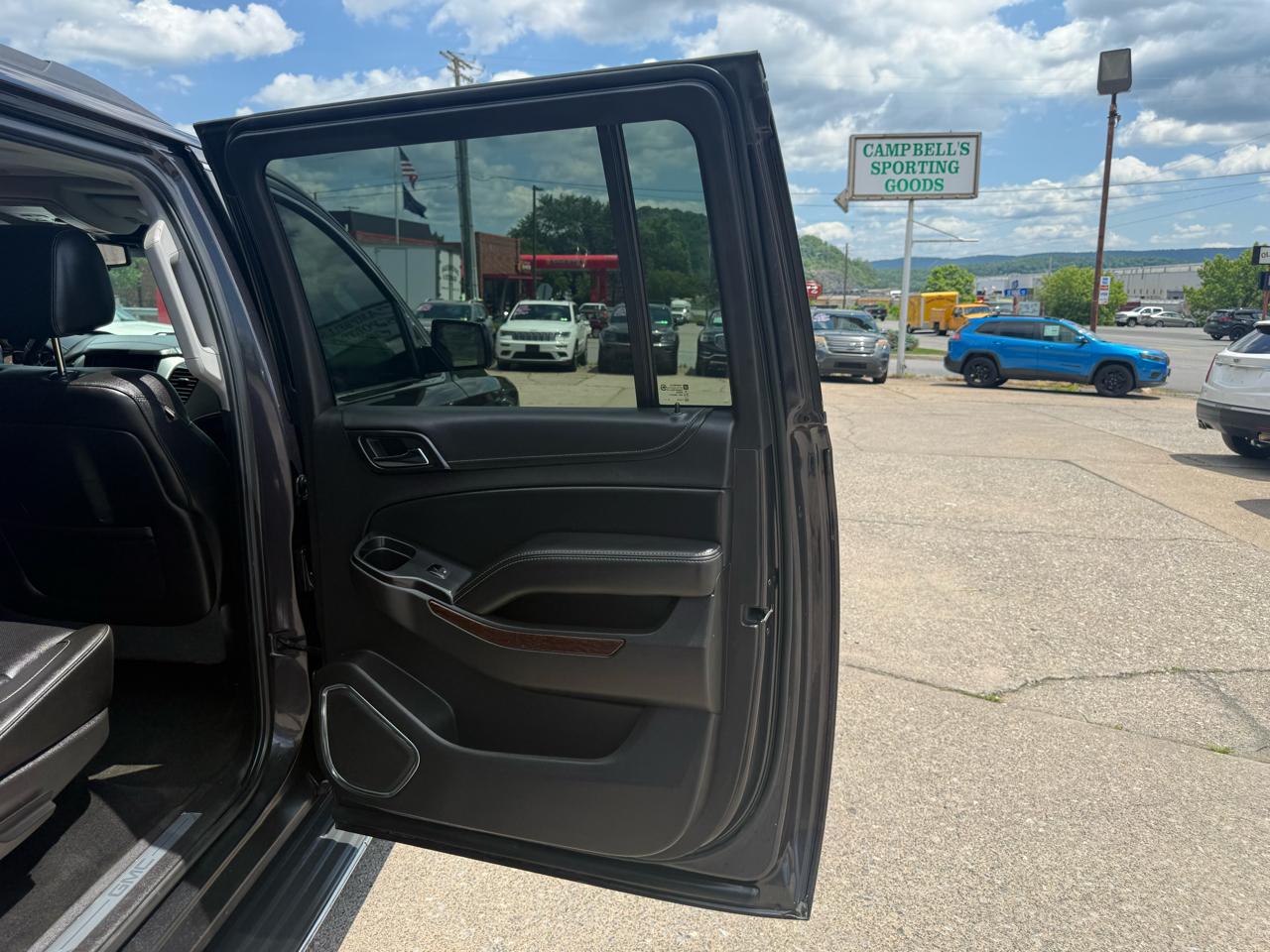 GMC Yukon XL SLT 4WD 2016