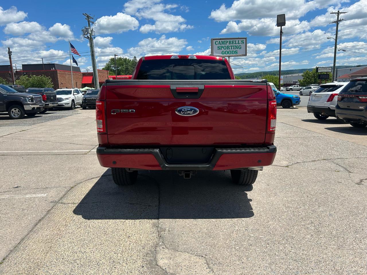 Ford F-150 XLT SuperCrew 5.5-ft. Bed 4WD 2016