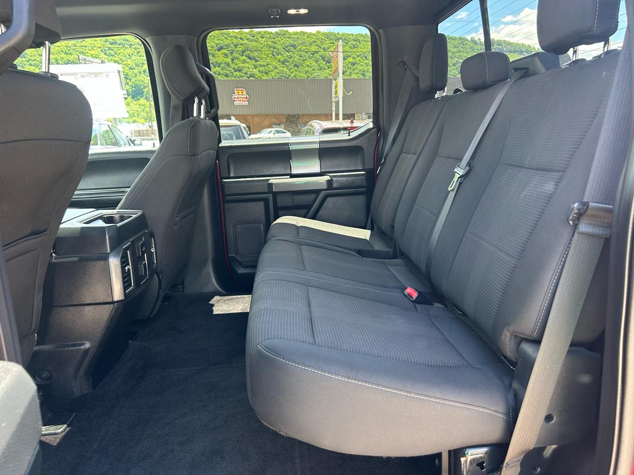 Ford F-150 XLT SuperCrew 5.5-ft. Bed 4WD 2016