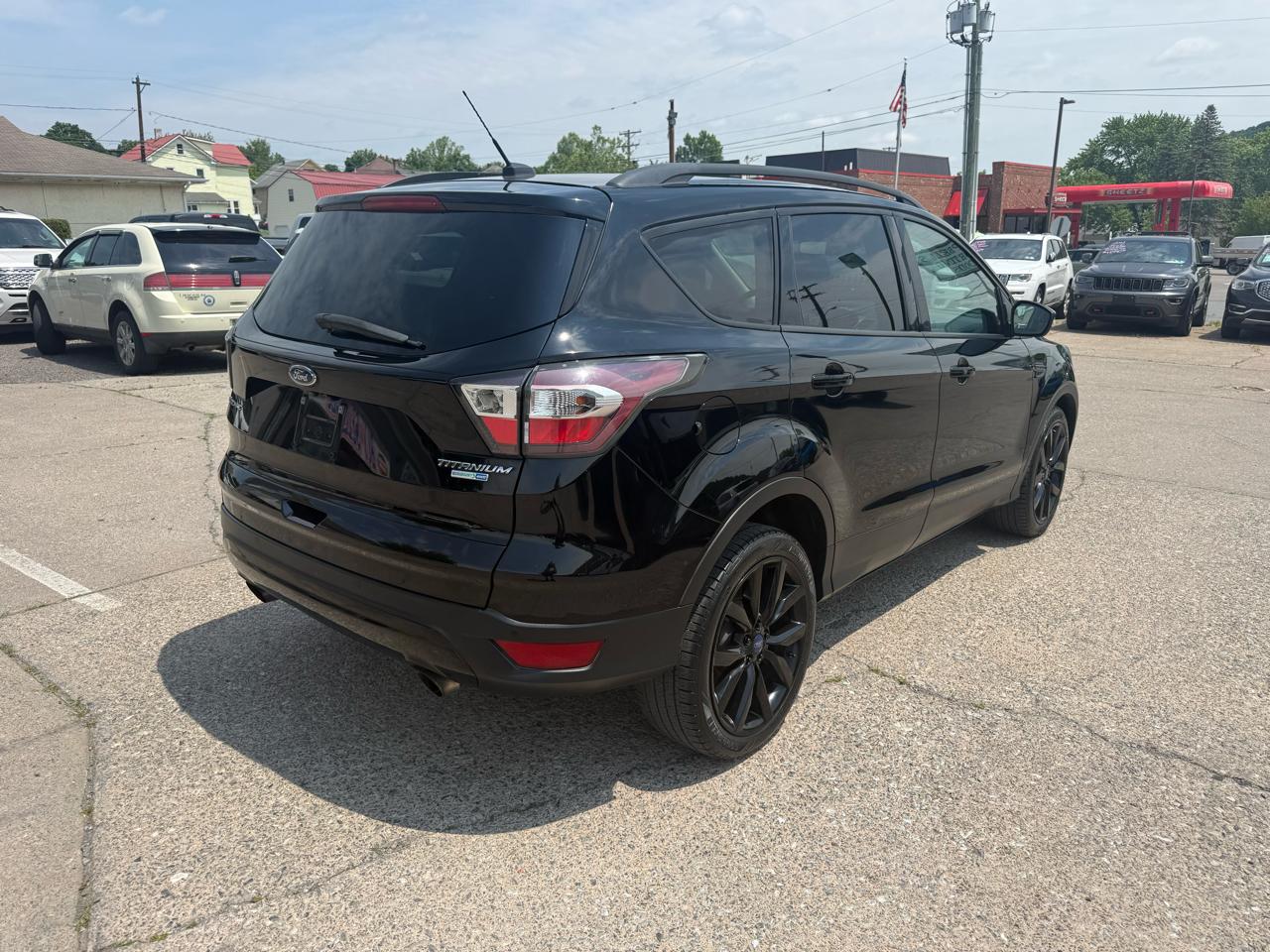 Ford Escape Titanium 4WD 2017