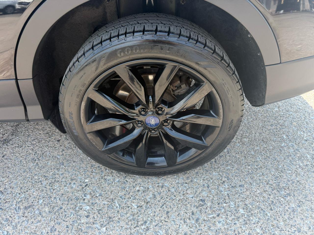 Ford Escape Titanium 4WD 2017