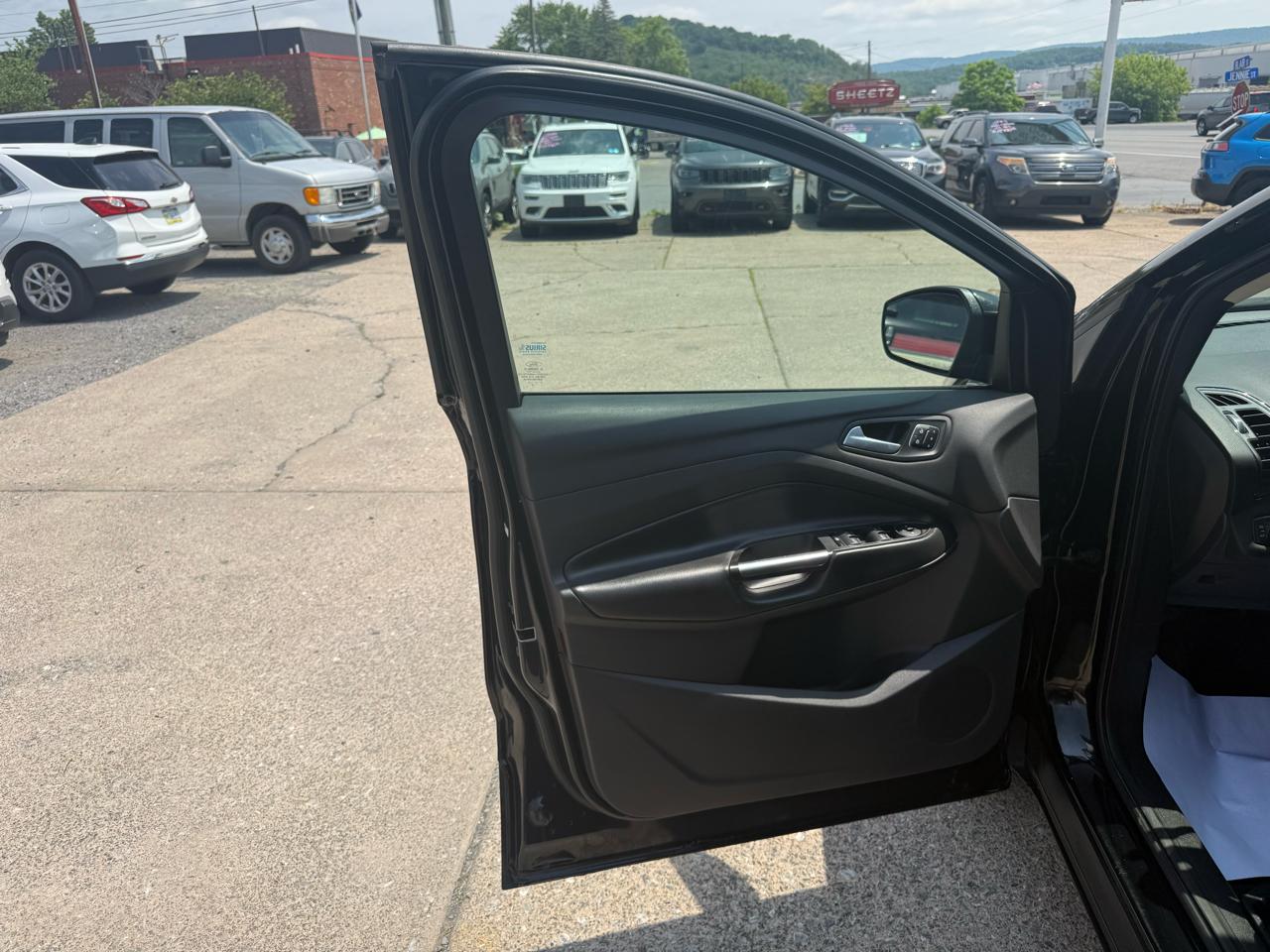 Ford Escape Titanium 4WD 2017