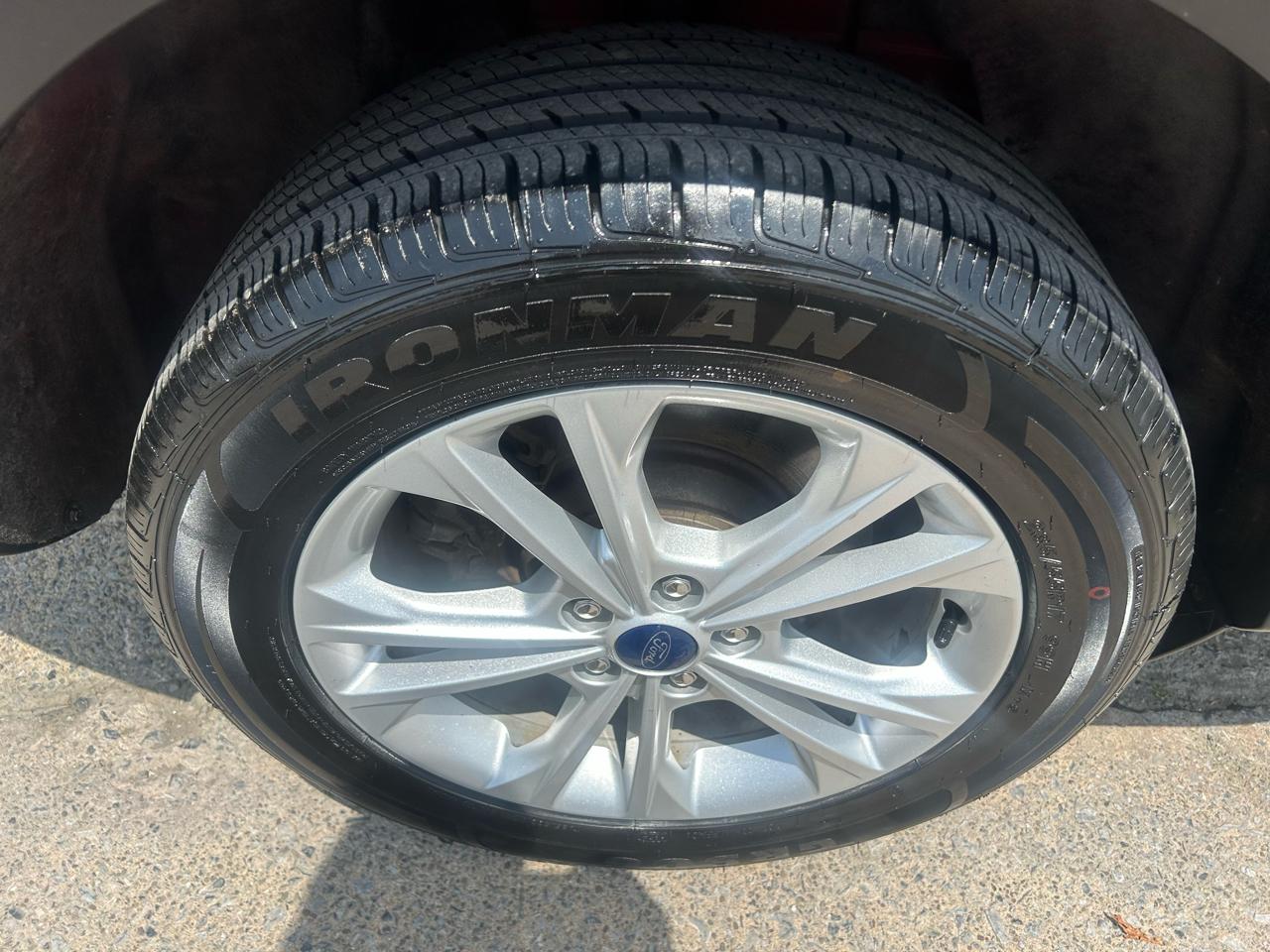 Ford Escape SEL 4WD 2018