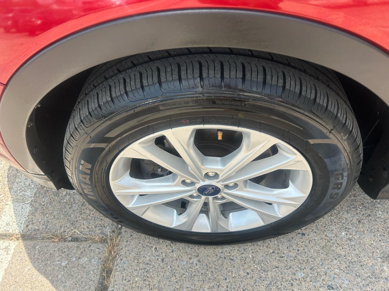 Ford Escape SEL 4WD 2018