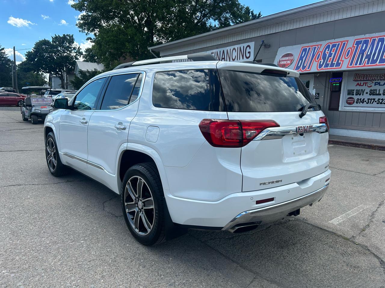 GMC Acadia Denali AWD 2017
