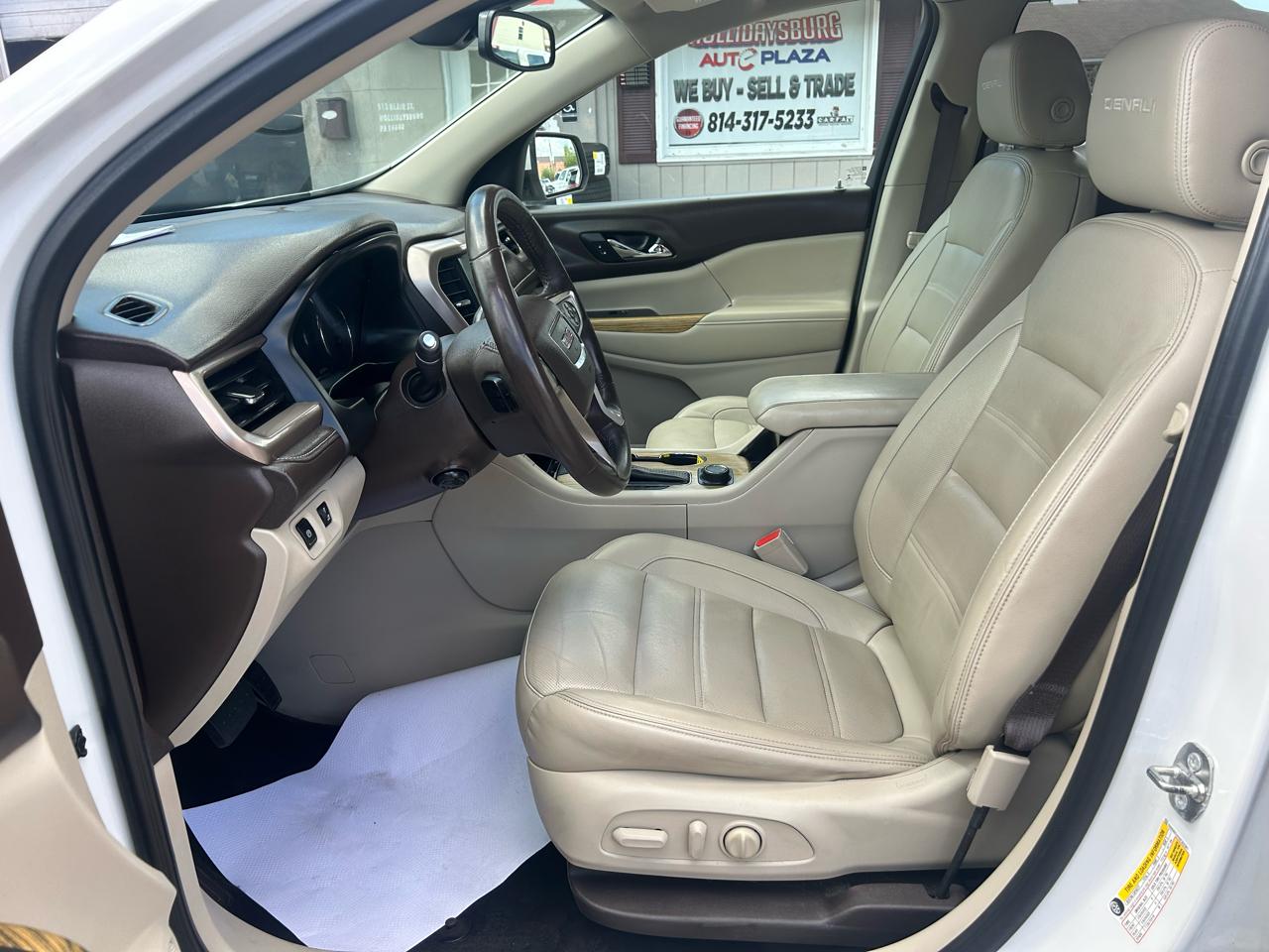 GMC Acadia Denali AWD 2017