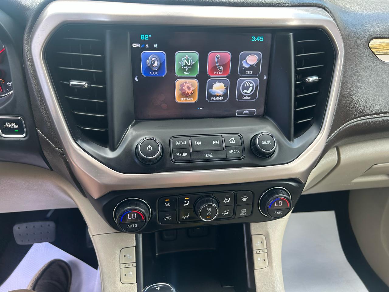 GMC Acadia Denali AWD 2017