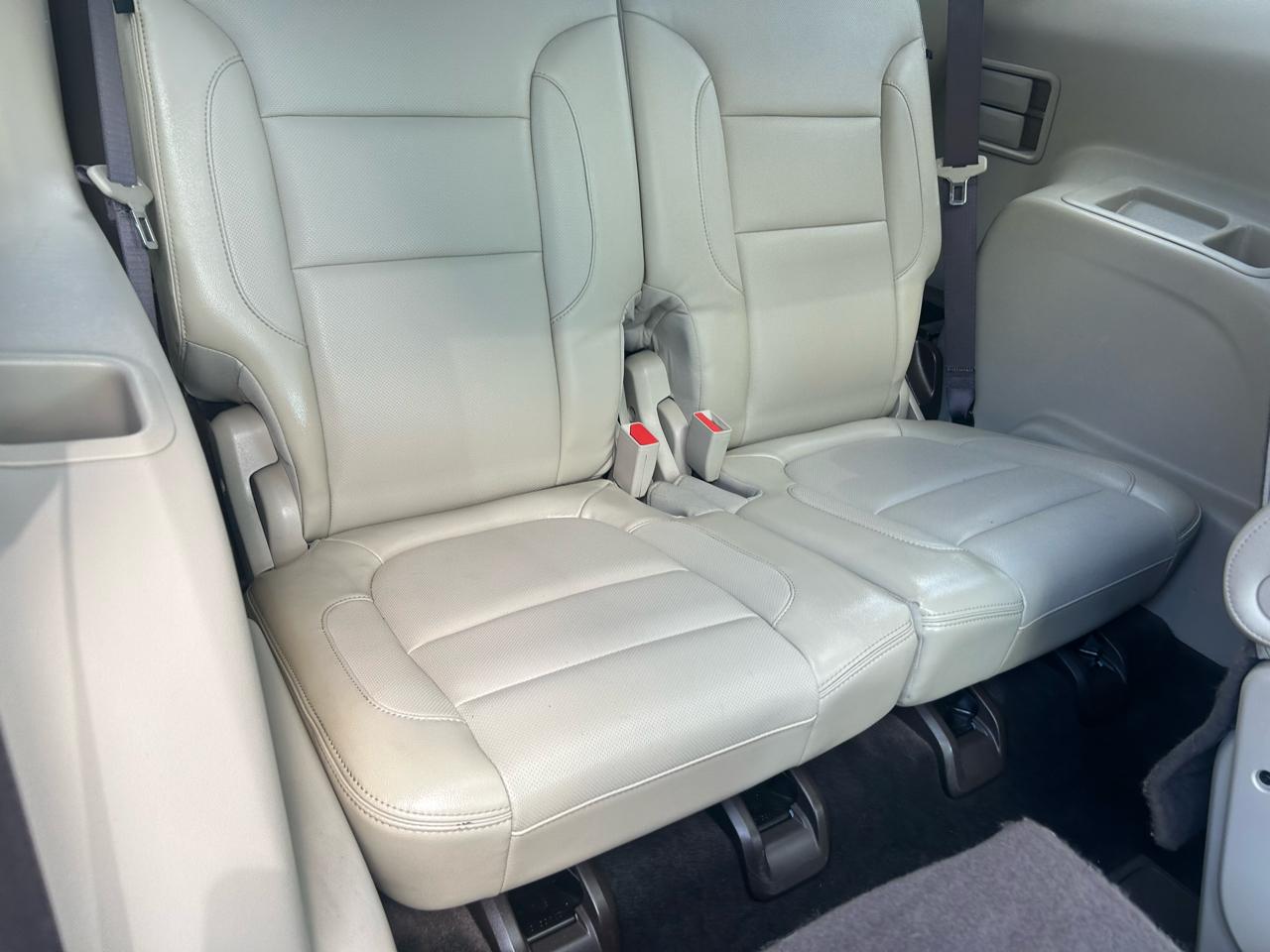 GMC Acadia Denali AWD 2017