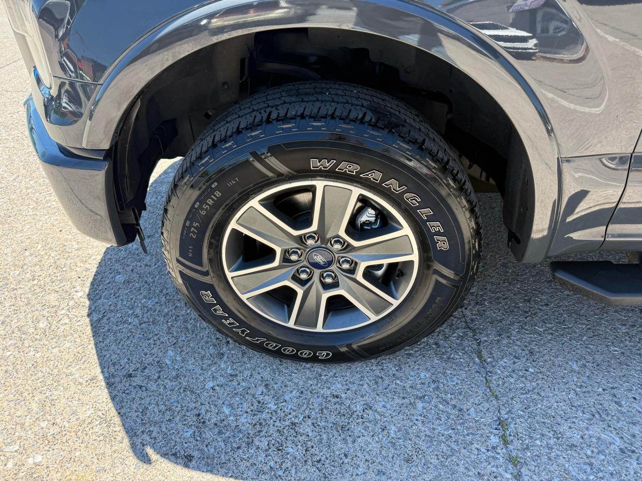 Ford F-150 XLT SuperCrew 5.5-ft. Bed 4WD 2016