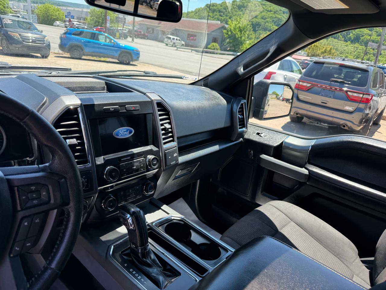 Ford F-150 XLT SuperCrew 5.5-ft. Bed 4WD 2016