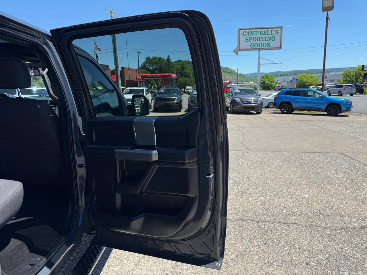 Ford F-150 XLT SuperCrew 5.5-ft. Bed 4WD 2016
