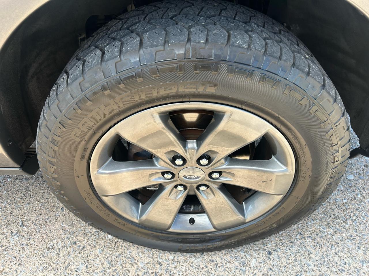 Ford Expedition 4WD 4dr Limited 2015