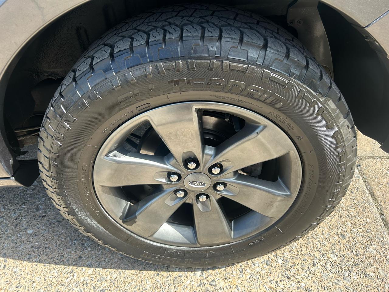 Ford Expedition 4WD 4dr Limited 2015