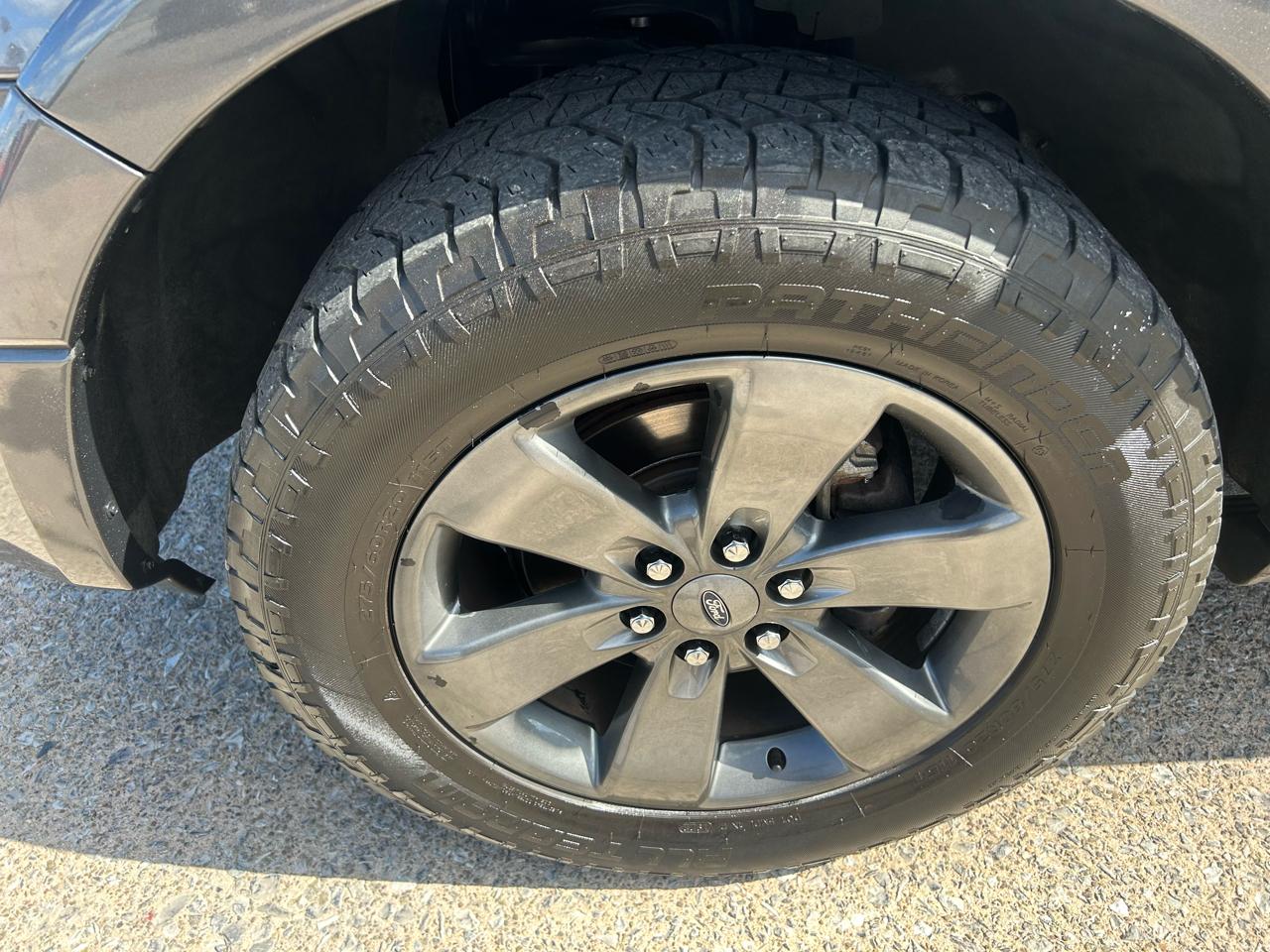 Ford Expedition 4WD 4dr Limited 2015
