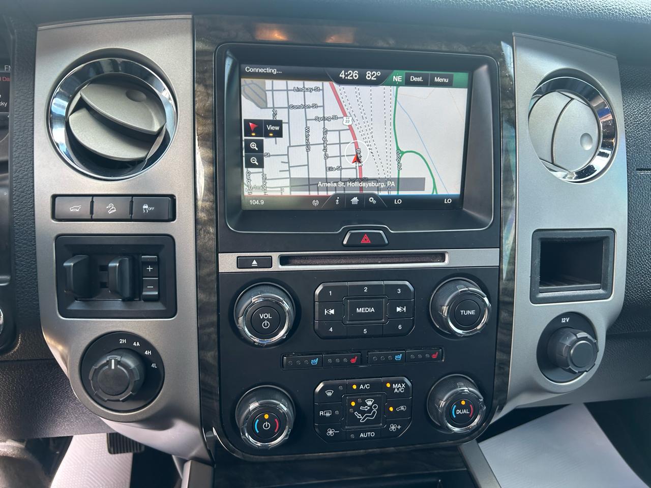 Ford Expedition 4WD 4dr Limited 2015