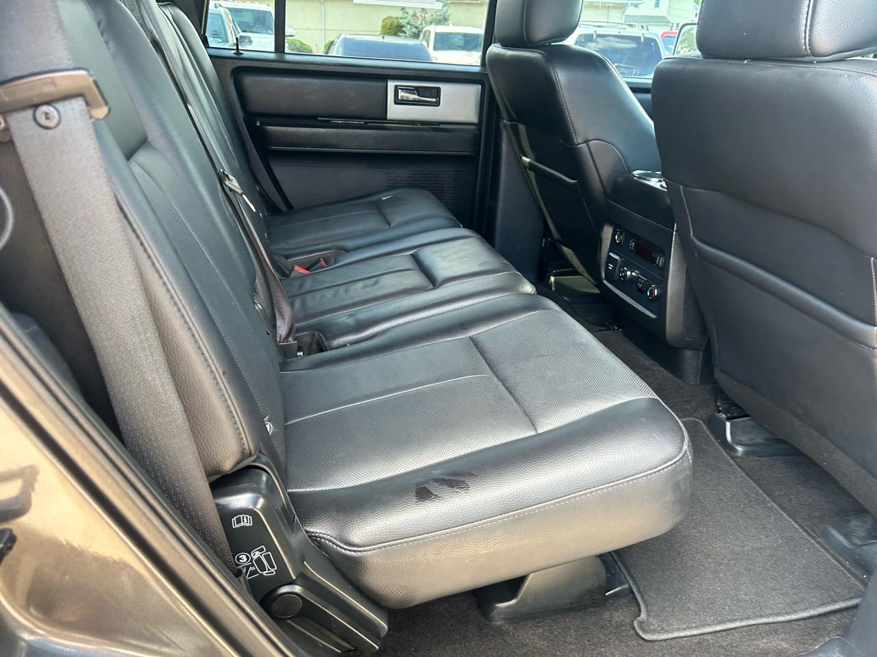 Ford Expedition 4WD 4dr Limited 2015