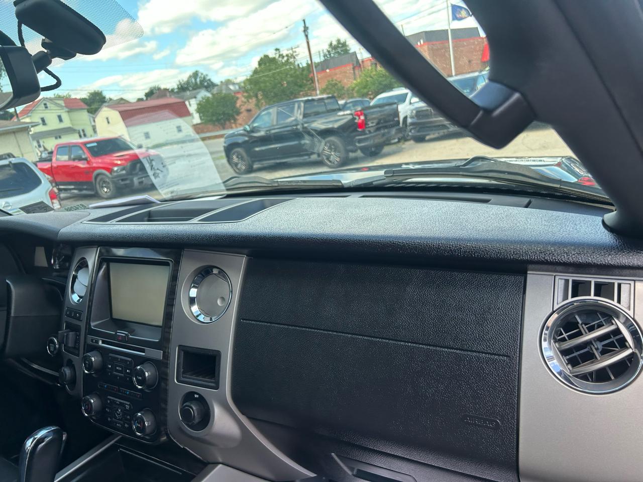 Ford Expedition 4WD 4dr Limited 2015