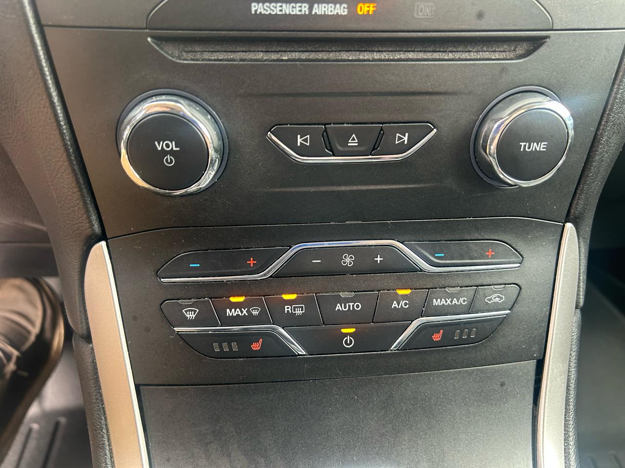 Ford Edge 4dr SEL AWD 2016