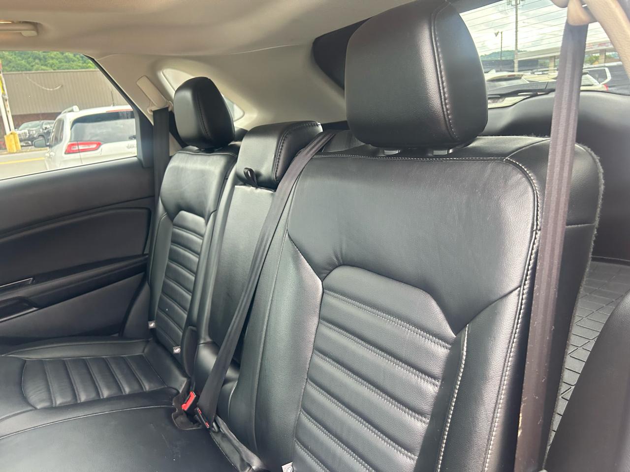 Ford Edge 4dr SEL AWD 2016