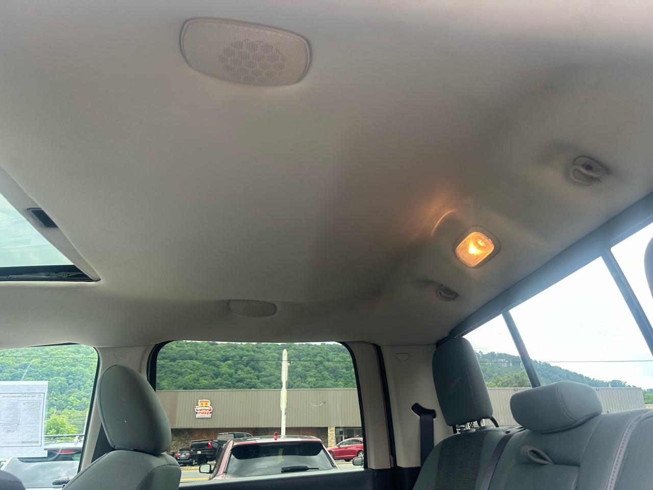 RAM 1500 Big Horn 4x4 Crew Cab 5'7" Box 2017
