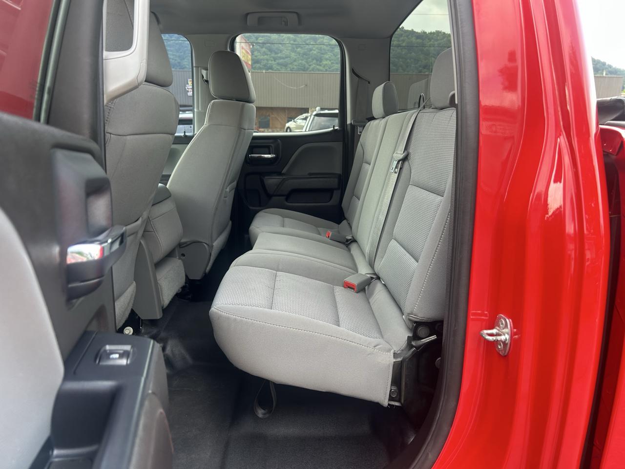 Chevrolet Silverado 1500 4WD Double Cab 143.5" Custom 2016