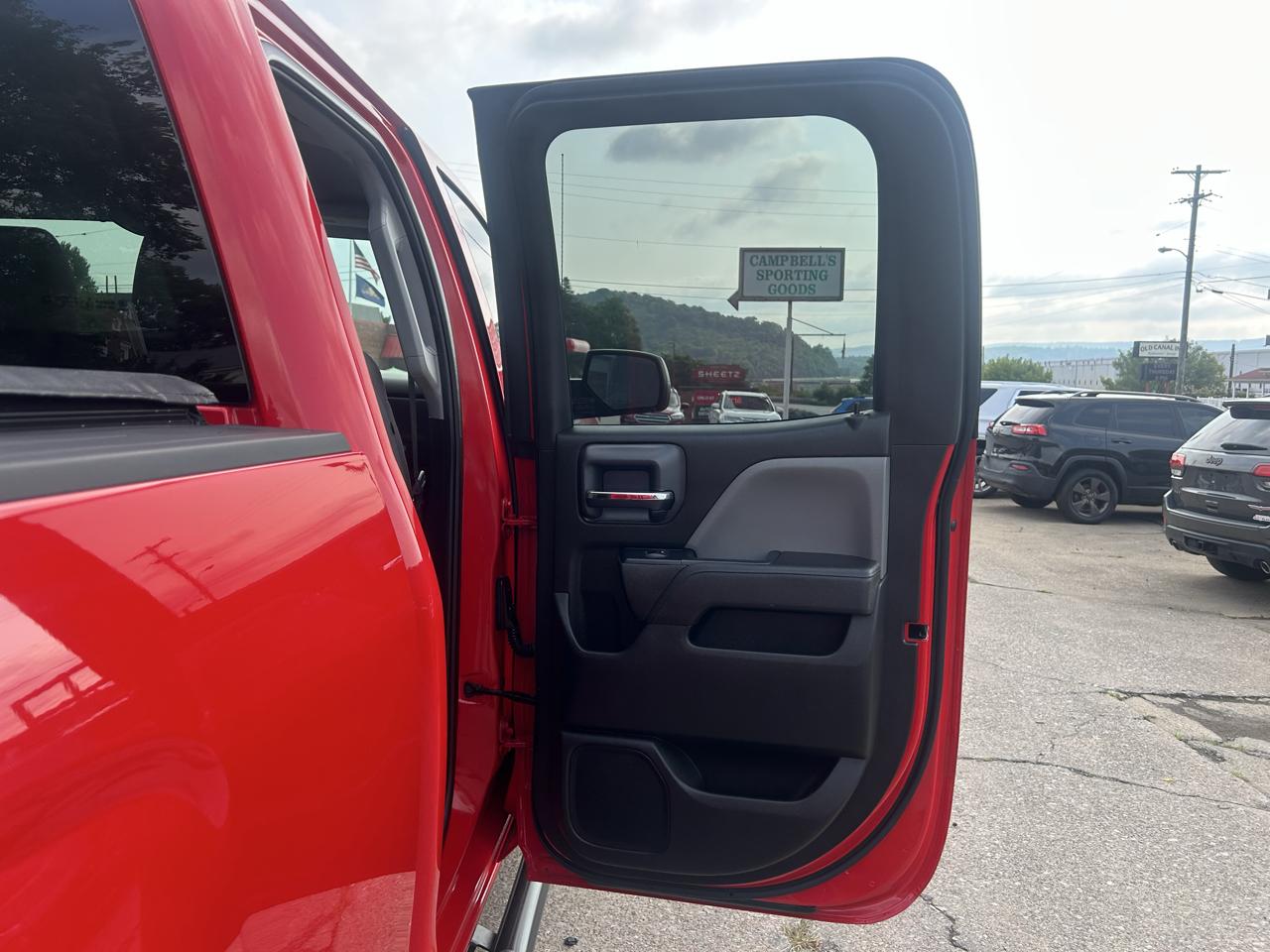Chevrolet Silverado 1500 4WD Double Cab 143.5" Custom 2016