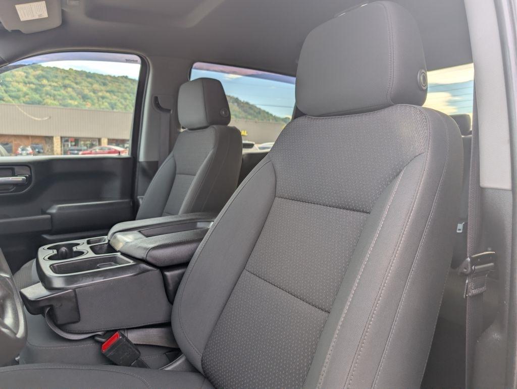 GMC Sierra 1500 4WD Crew Cab 143.5" SLT 2017