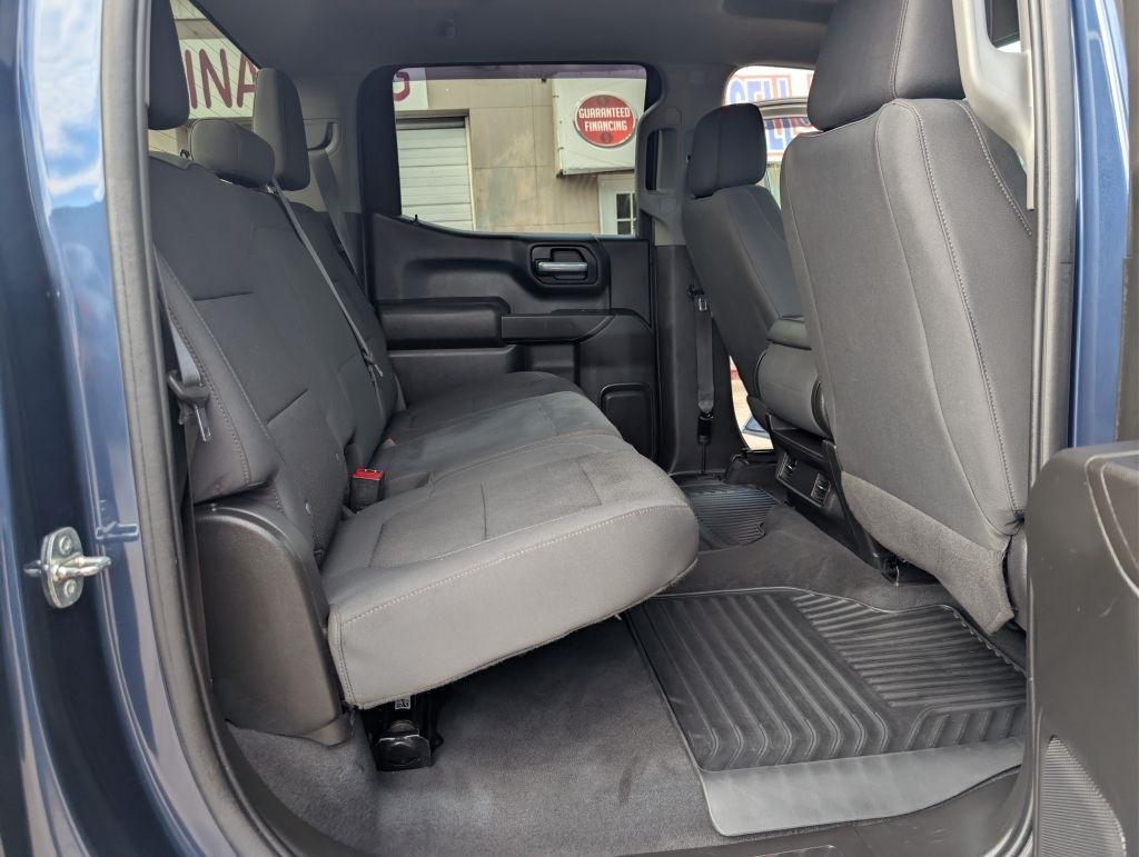 GMC Sierra 1500 4WD Crew Cab 143.5" SLT 2017