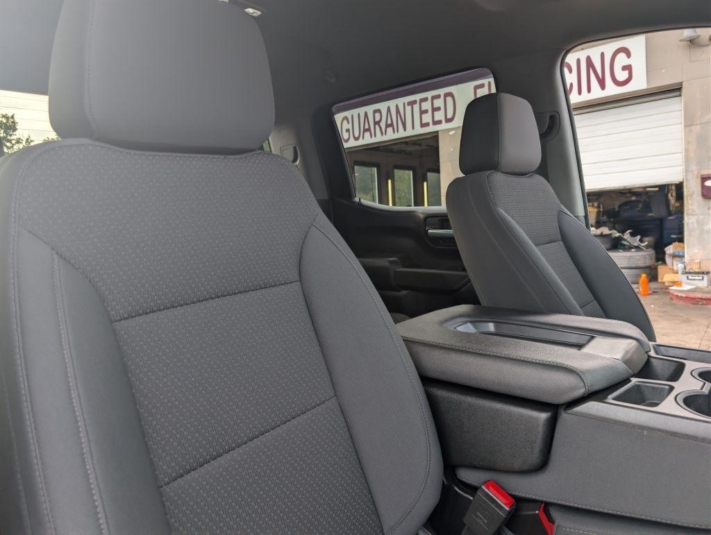 GMC Sierra 1500 4WD Crew Cab 143.5" SLT 2017