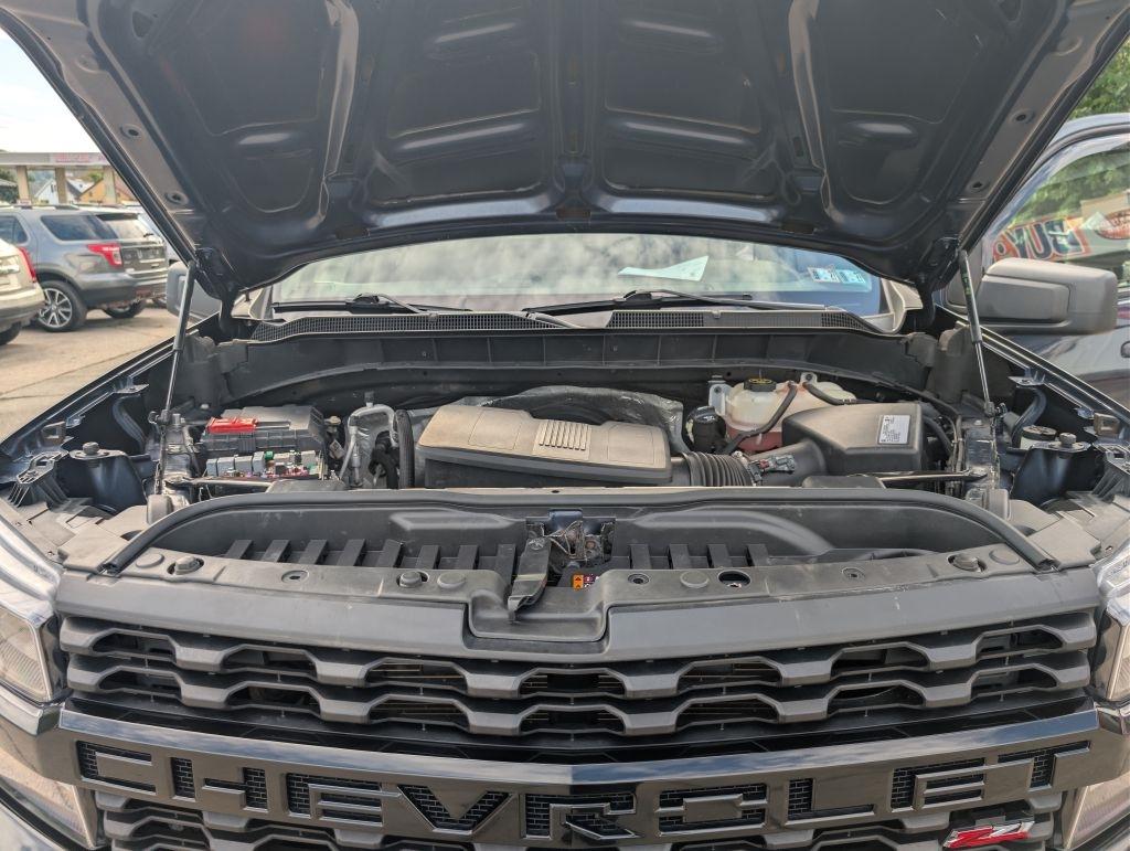 GMC Sierra 1500 4WD Crew Cab 143.5" SLT 2017