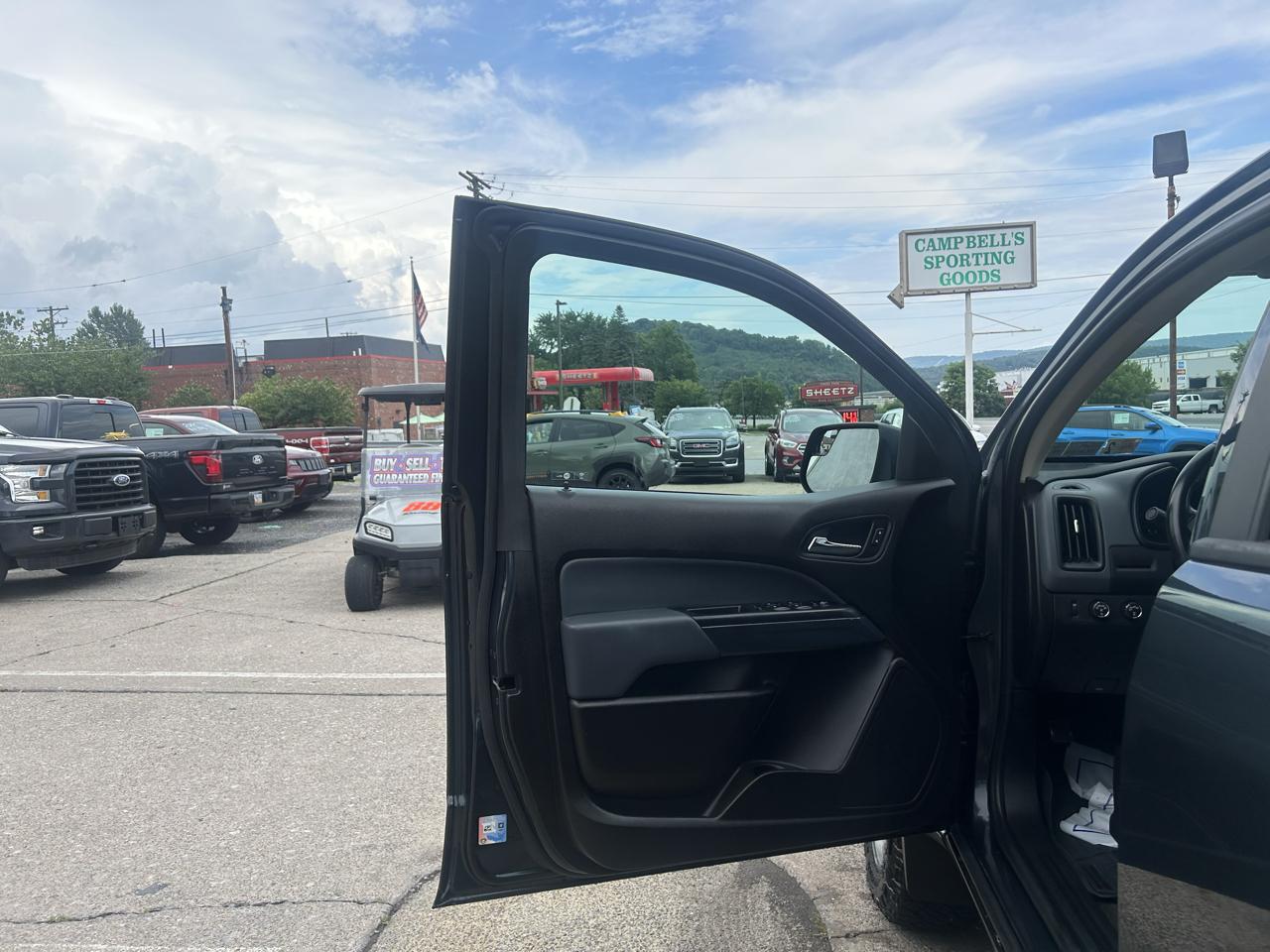 Chevrolet Colorado 4WD Crew Cab 128.3" Z71 2017