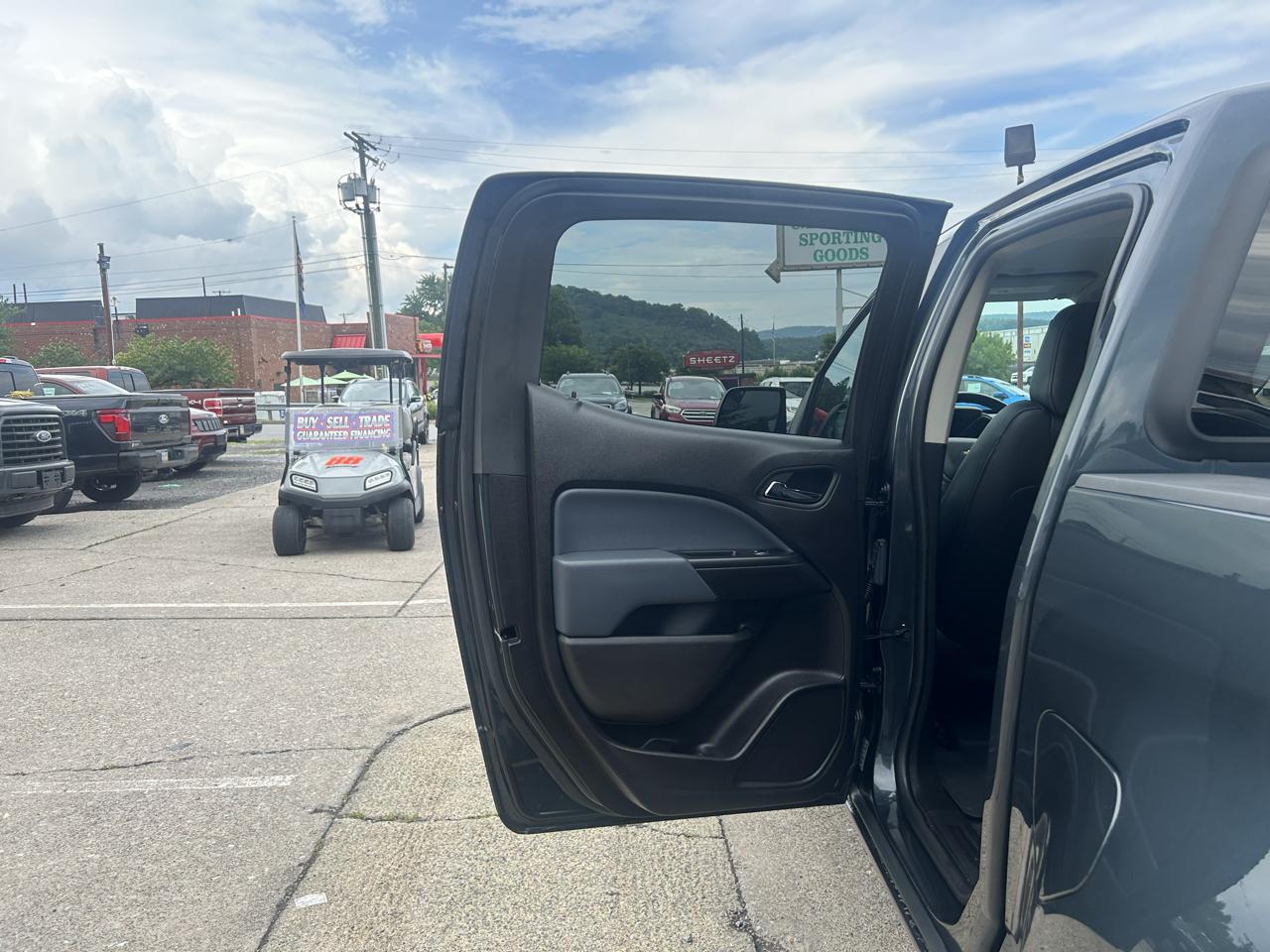 Chevrolet Colorado 4WD Crew Cab 128.3" Z71 2017
