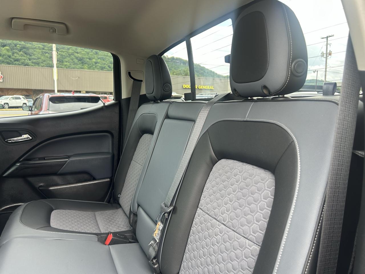 Chevrolet Colorado 4WD Crew Cab 128.3" Z71 2017