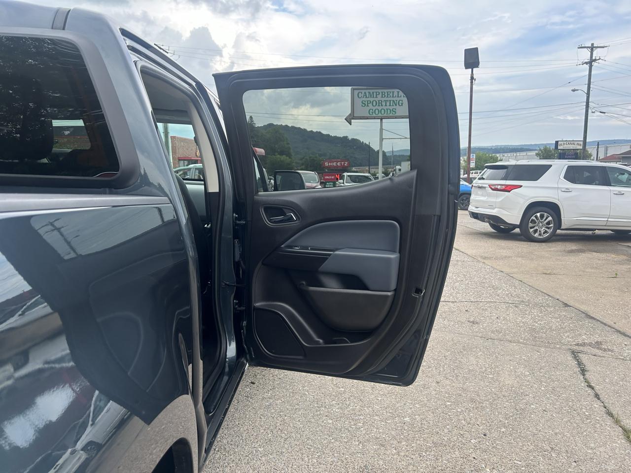 Chevrolet Colorado 4WD Crew Cab 128.3" Z71 2017