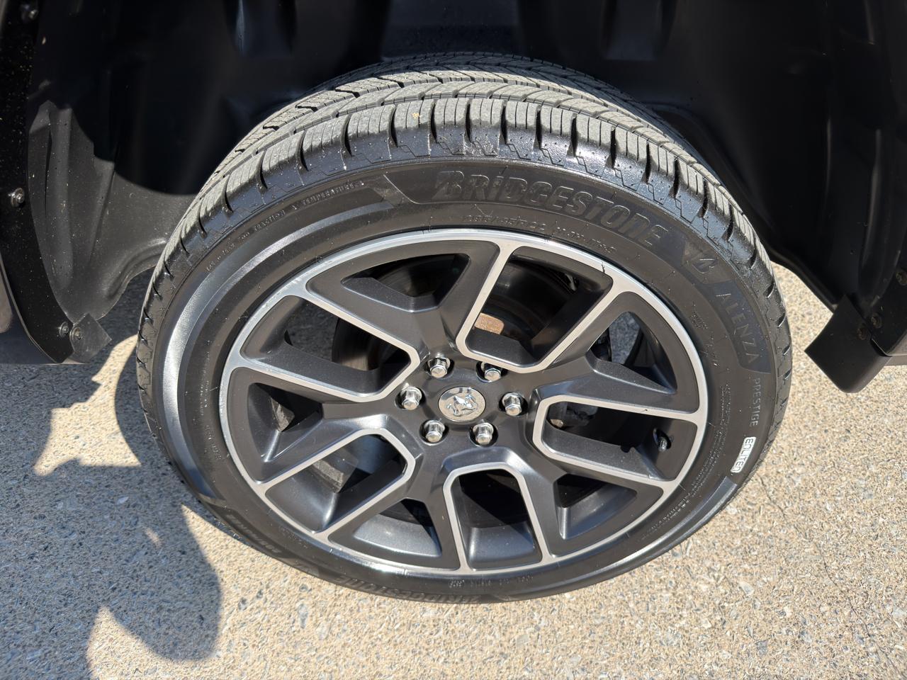 RAM 1500 Laramie 4x4 Crew Cab 6'4" Box 2019