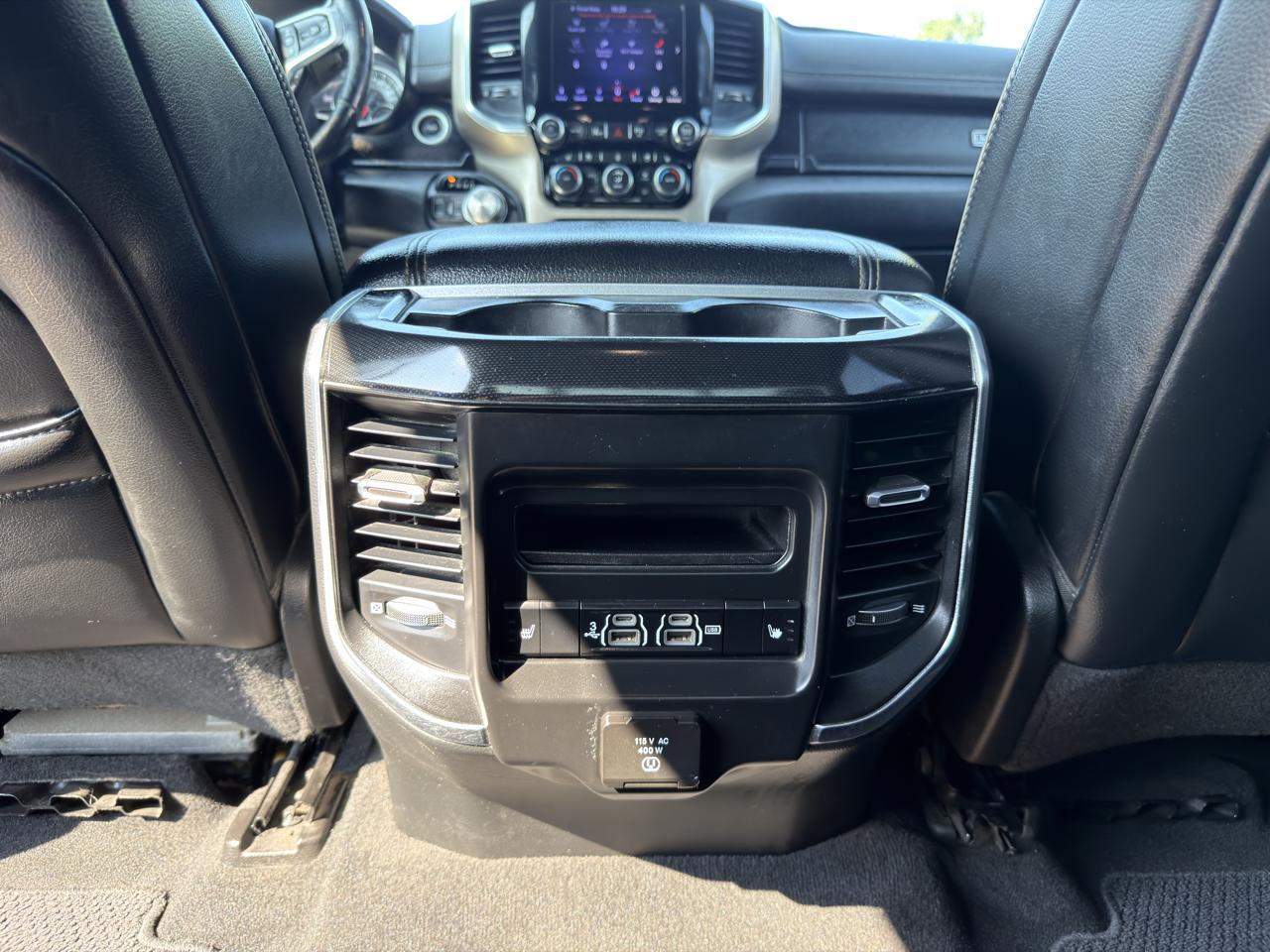 RAM 1500 Laramie 4x4 Crew Cab 6'4" Box 2019