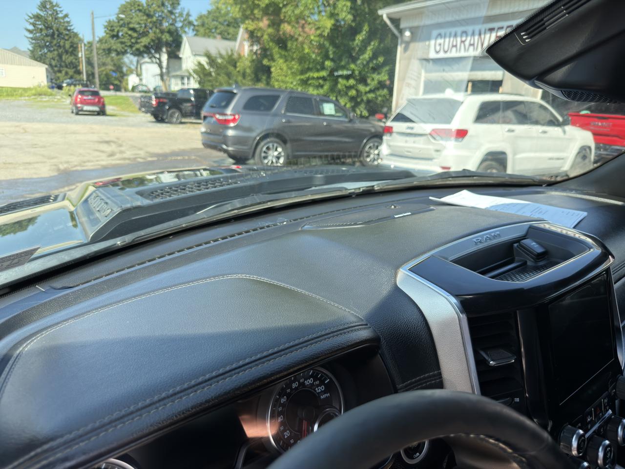 RAM 1500 Laramie 4x4 Crew Cab 6'4" Box 2019