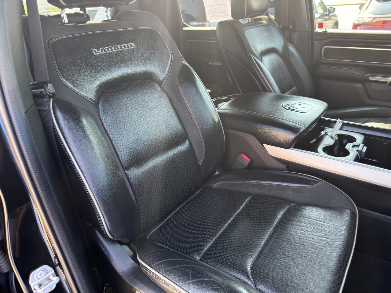 RAM 1500 Laramie 4x4 Crew Cab 6'4" Box 2019