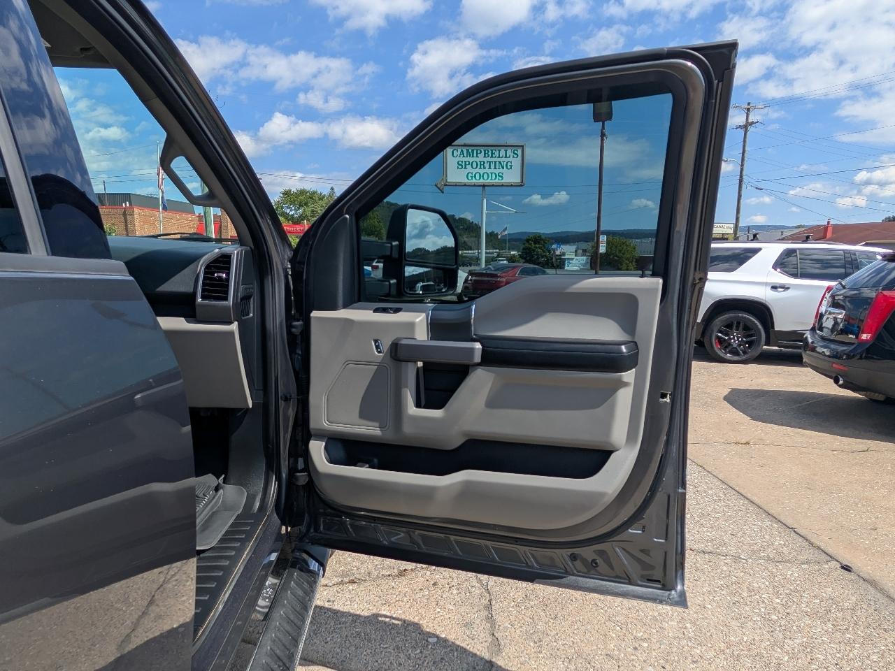 Ford F-150  2019