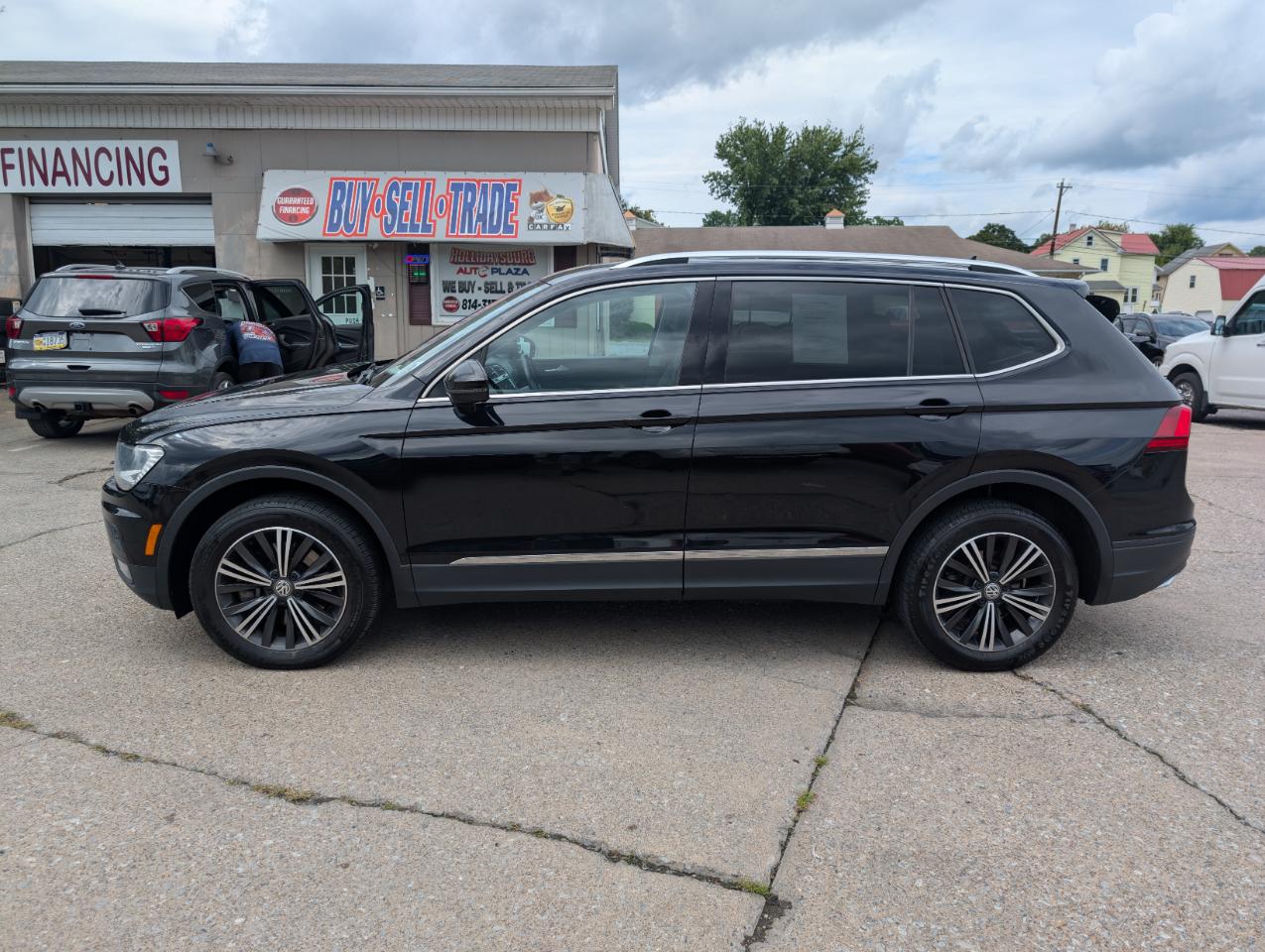 Volkswagen Tiguan 2.0T SEL 4MOTION 2018