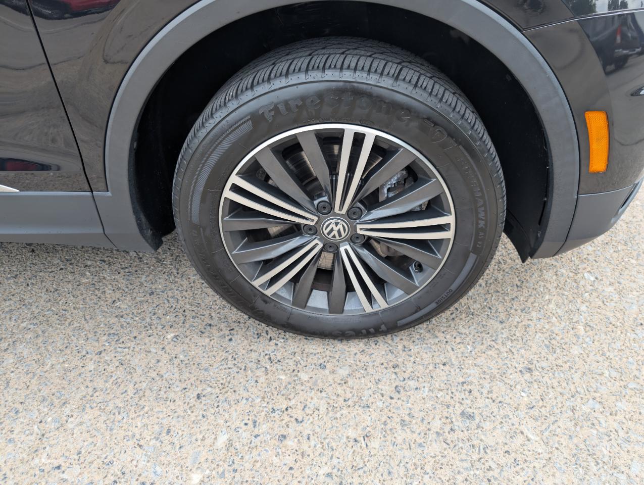 Volkswagen Tiguan 2.0T SEL 4MOTION 2018