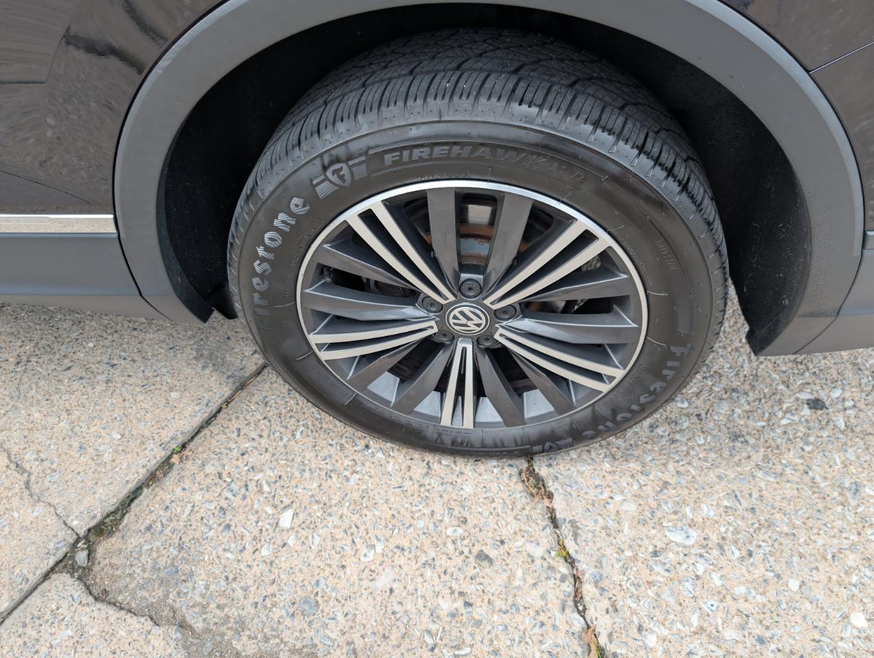 Volkswagen Tiguan 2.0T SEL 4MOTION 2018